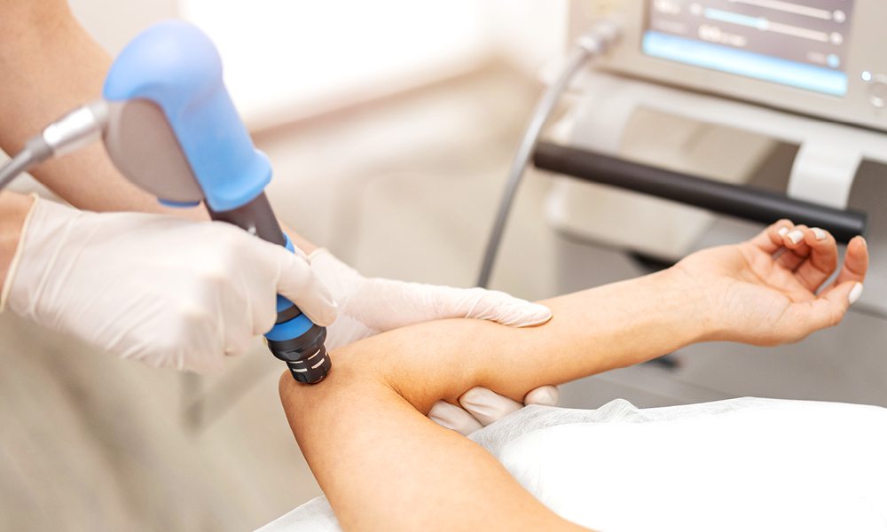 Elektrotherapie gehört auch zu unseren Leistungen im Bereich der Physiotherapie.